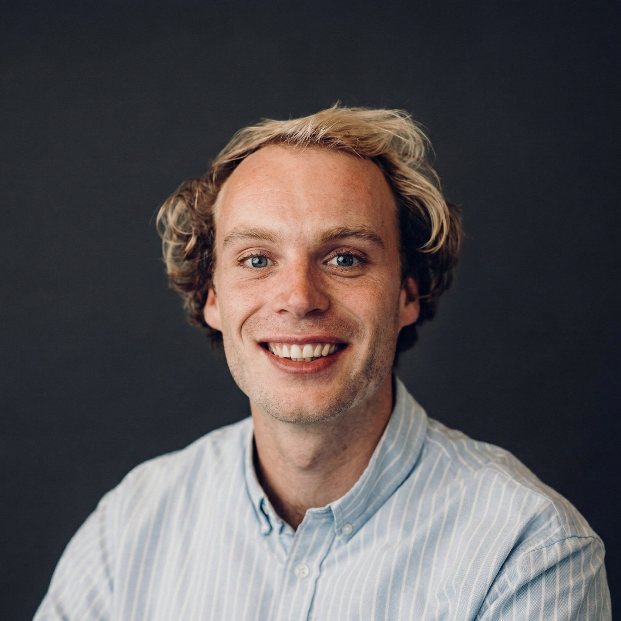 Gemini_Generated_Image_xs8xemxs8xemxs8x (1)